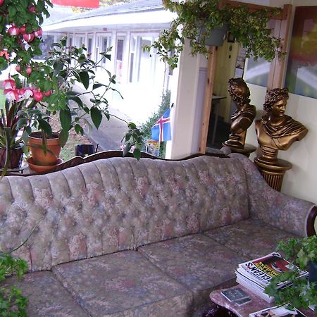 Lakelawn B&B And Motel 야머스 외부 사진
