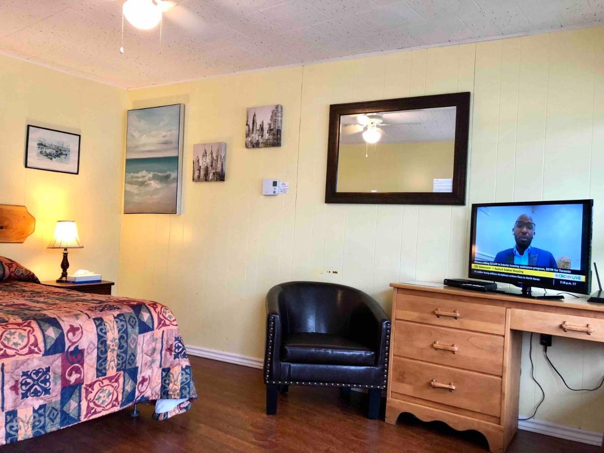Lakelawn B&B And Motel 야머스 외부 사진